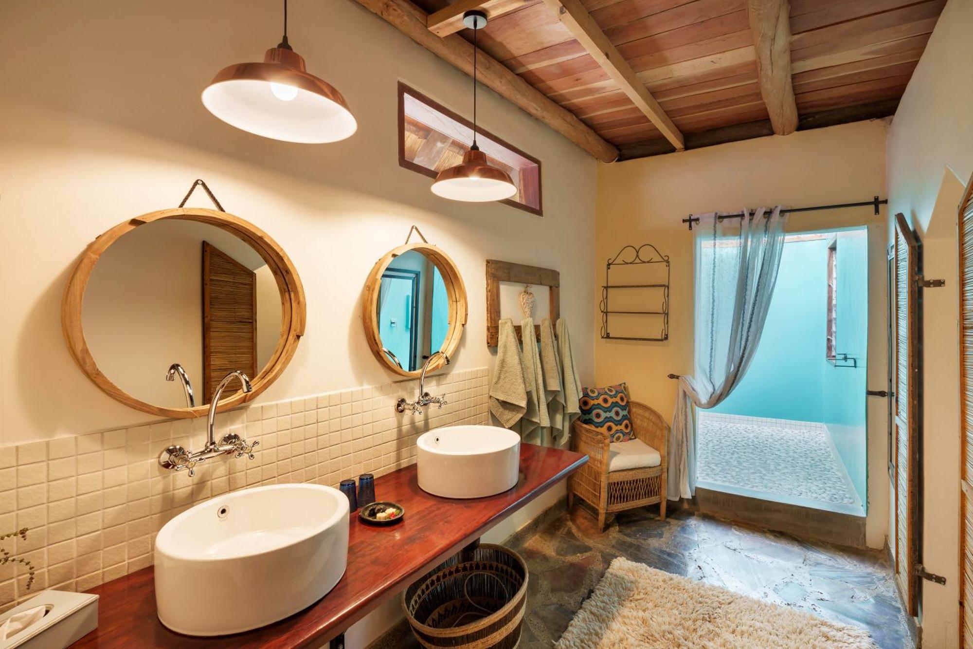 Chundukwa River Lodge - Self Catering House Ливингстон Экстерьер фото