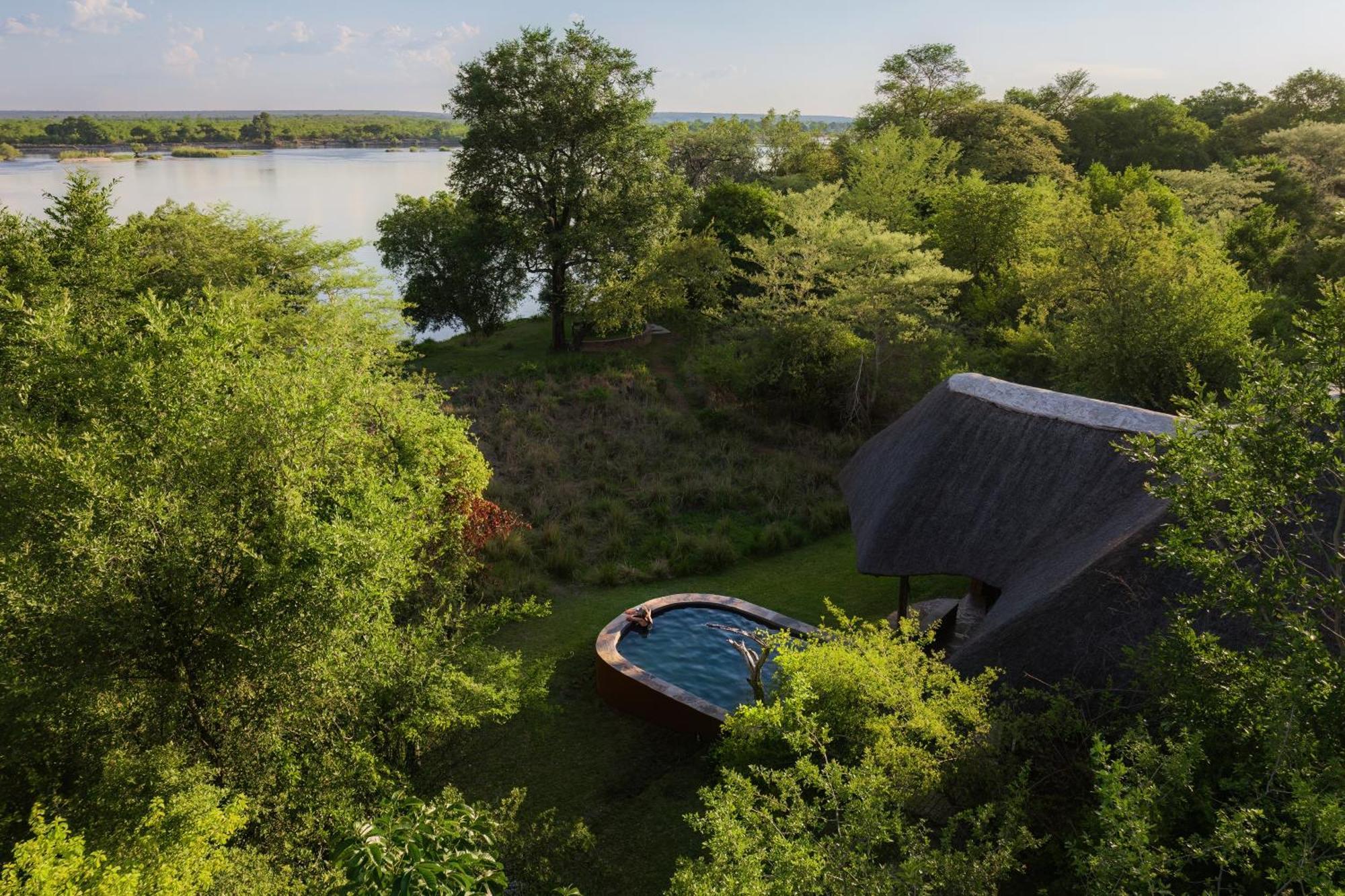Chundukwa River Lodge - Self Catering House Ливингстон Экстерьер фото