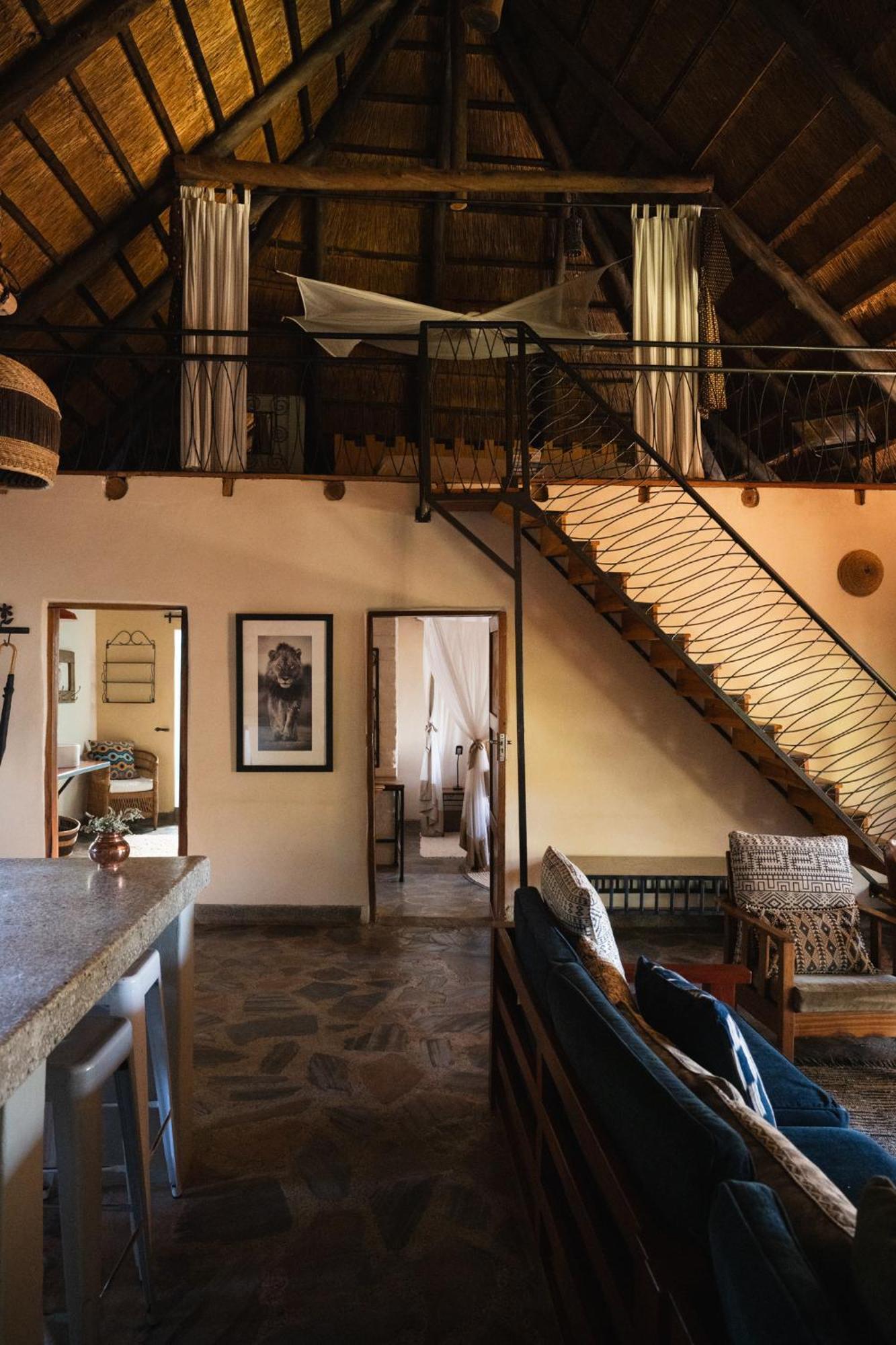 Chundukwa River Lodge - Self Catering House Ливингстон Экстерьер фото