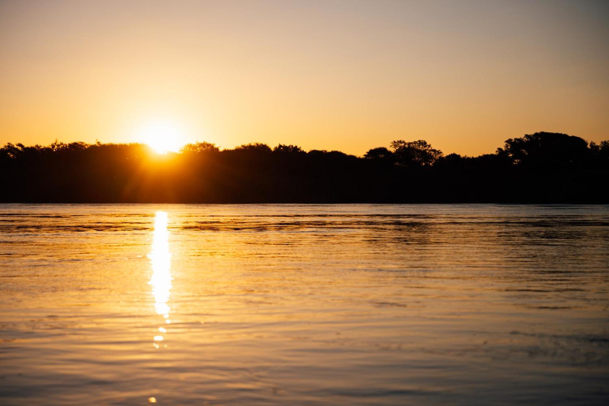 Chundukwa River Lodge - Self Catering House Ливингстон Экстерьер фото