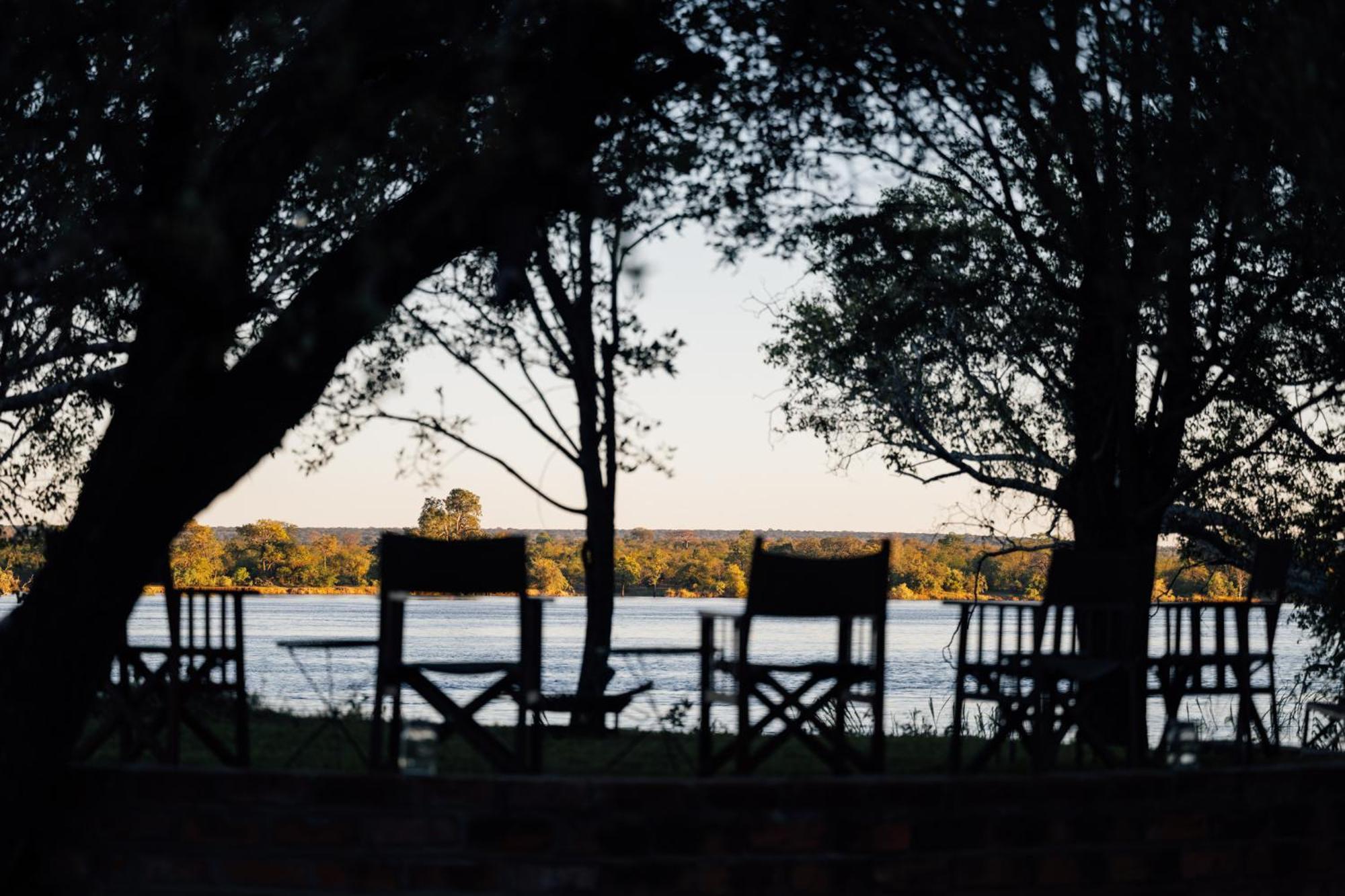 Chundukwa River Lodge - Self Catering House Ливингстон Экстерьер фото