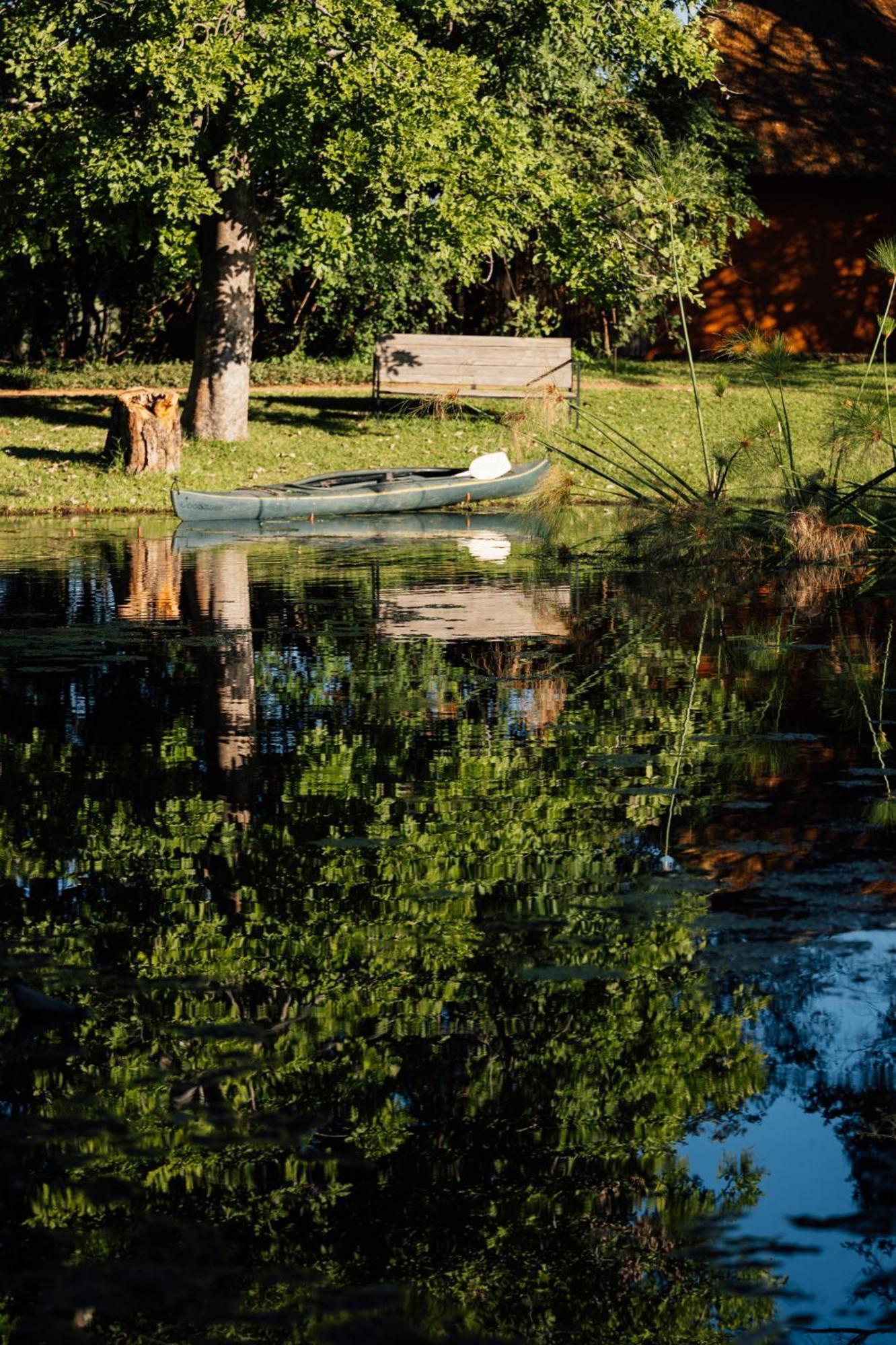 Chundukwa River Lodge - Self Catering House Ливингстон Экстерьер фото